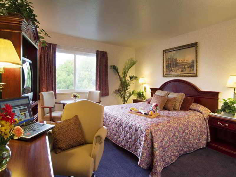 Cherry Orchard Inn Σανιβέιλ Εξωτερικό φωτογραφία