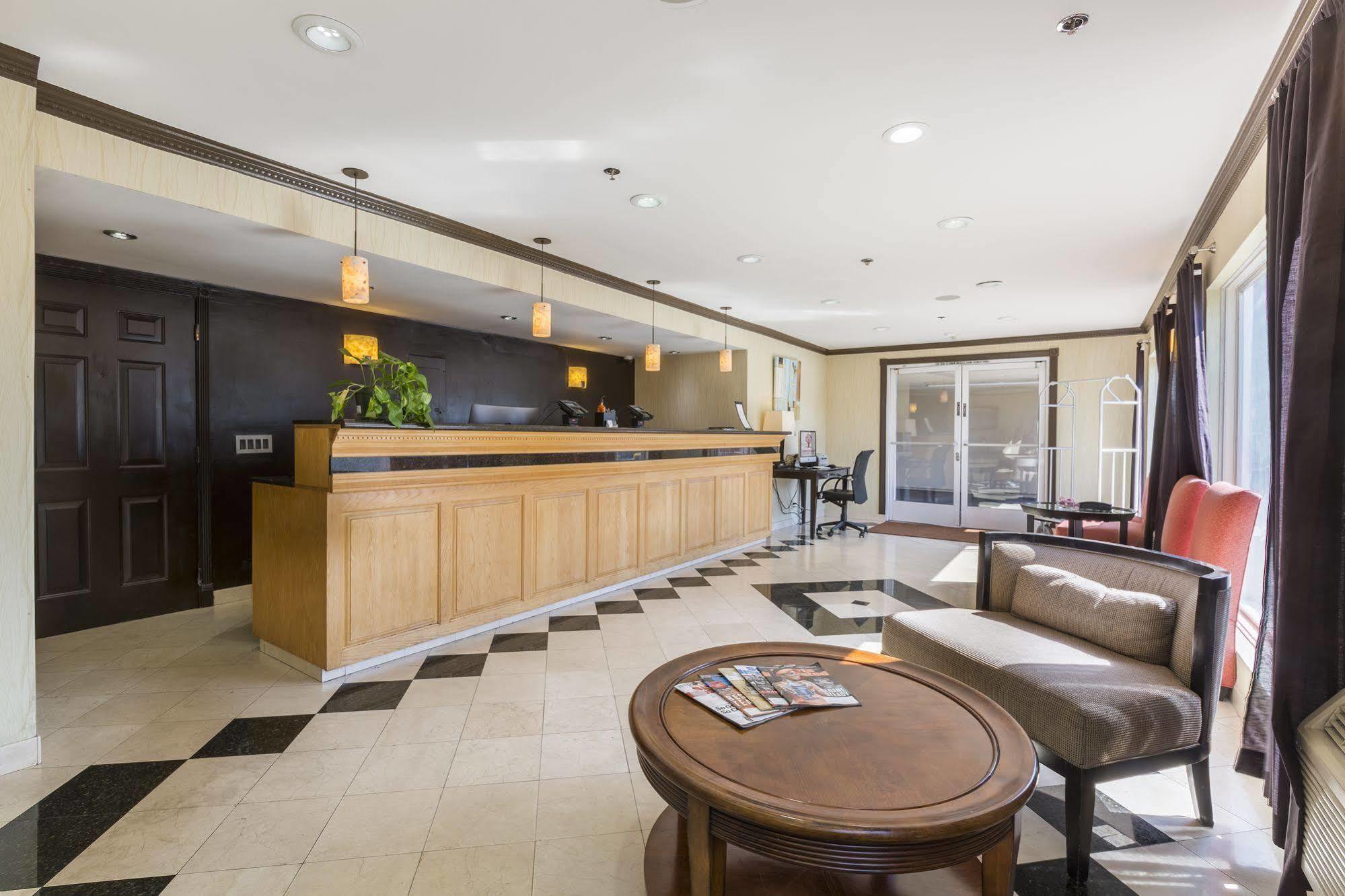 Cherry Orchard Inn Σανιβέιλ Εξωτερικό φωτογραφία