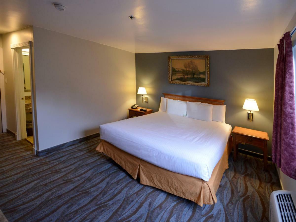 Cherry Orchard Inn Σανιβέιλ Εξωτερικό φωτογραφία